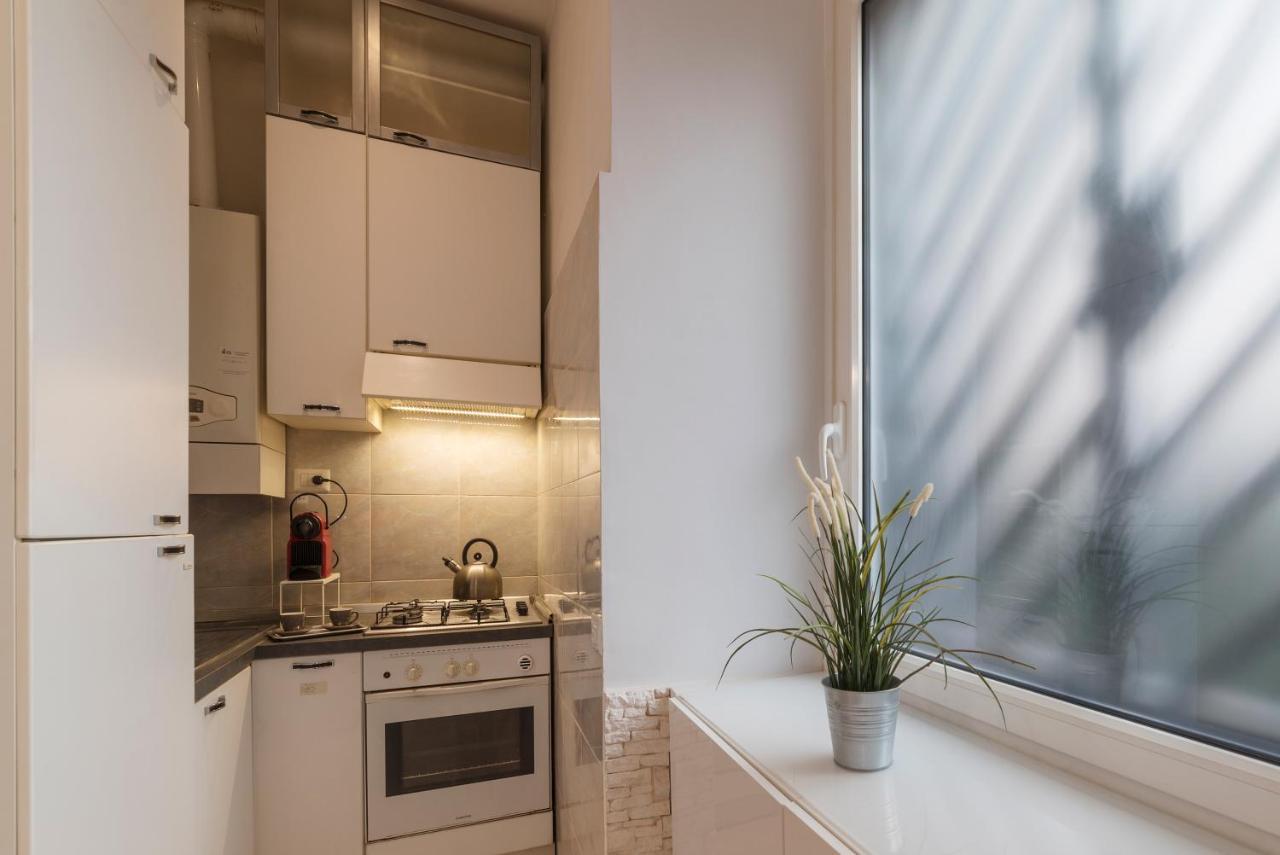 Piazza Vittorio Apartment Rome Bagian luar foto