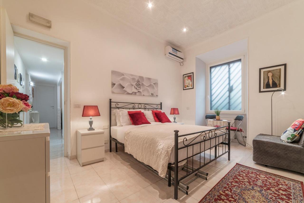 Piazza Vittorio Apartment Rome Bagian luar foto