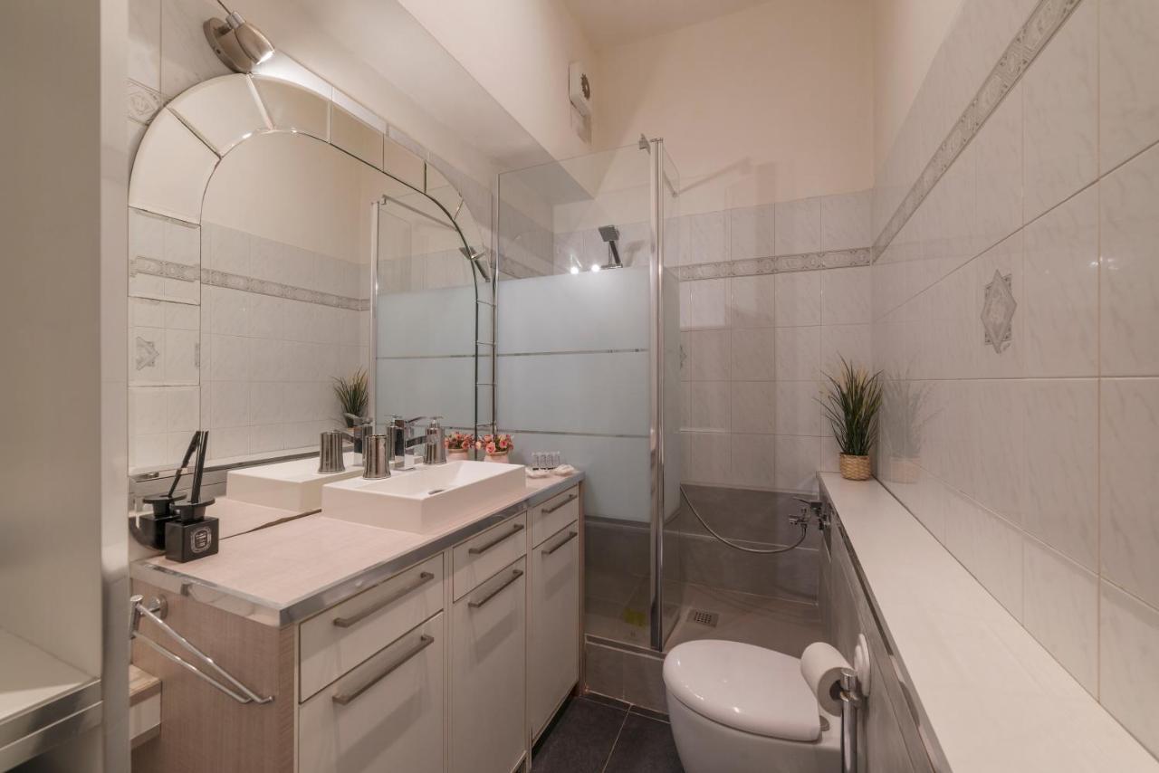 Piazza Vittorio Apartment Rome Bagian luar foto